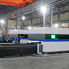 FL-L1560FEHR-8000-D220-IPG Лазерный станок для резки листового металла и труб со сменным столом и кабинетной защитой