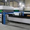 FL-L2060FEHR-10000-D350-IPG Лазерный станок для резки листового металла и труб со сменным столом и кабинетной защитой